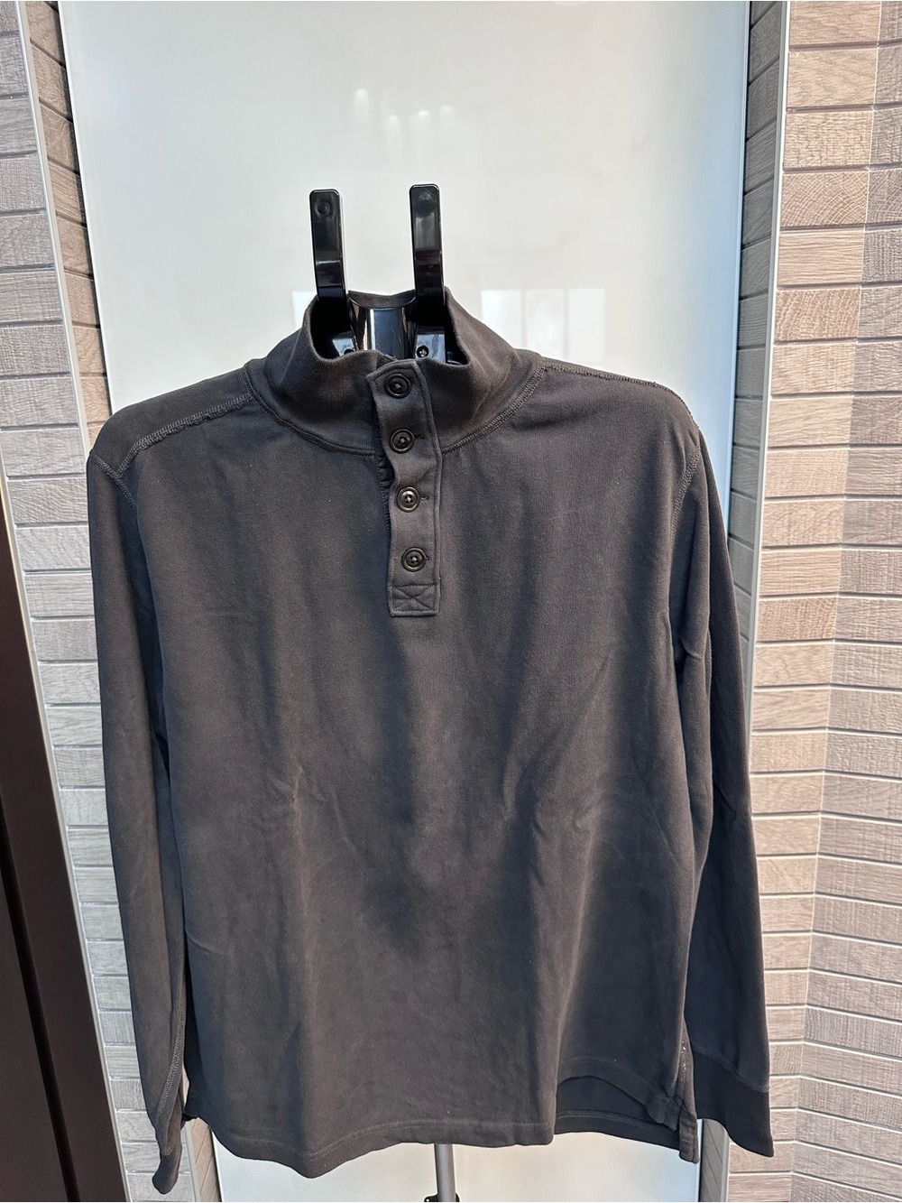 J. Crew Vintage Black Four-Button Henley Pullover Holiday 2008 Season